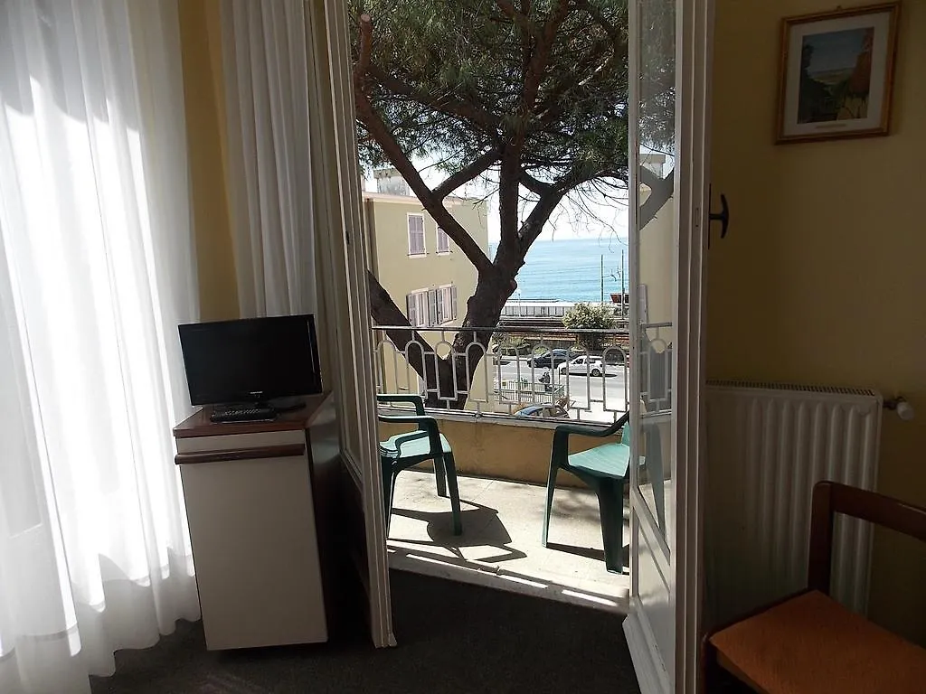 Hotel Arco Del Sole Lavagna 3*,