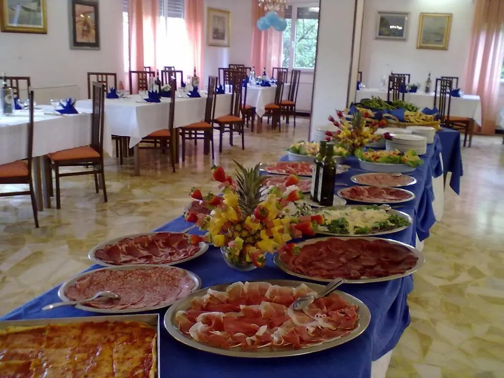 Hotel Arco Del Sole لافانيا